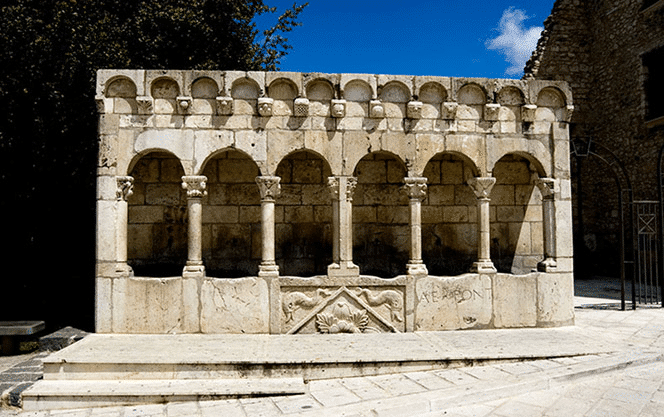 Fontana Fraterna - Isernia - Antiquariato Europeo di Gianluca Scribano