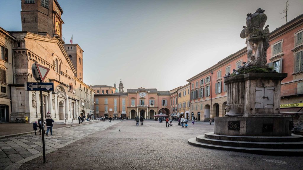 antiquariato a Reggio Emilia